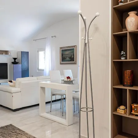 A Due Passi Dal Castello - Moderno E Ristrutturato * 페라라