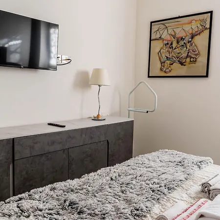 A Due Passi Dal Castello - Moderno E Ristrutturato Apartmán *