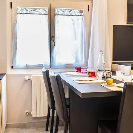 A Due Passi Dal Castello - Moderno E Ristrutturato Apartmán *