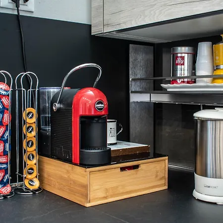 A Due Passi Dal Castello - Moderno E Ristrutturato